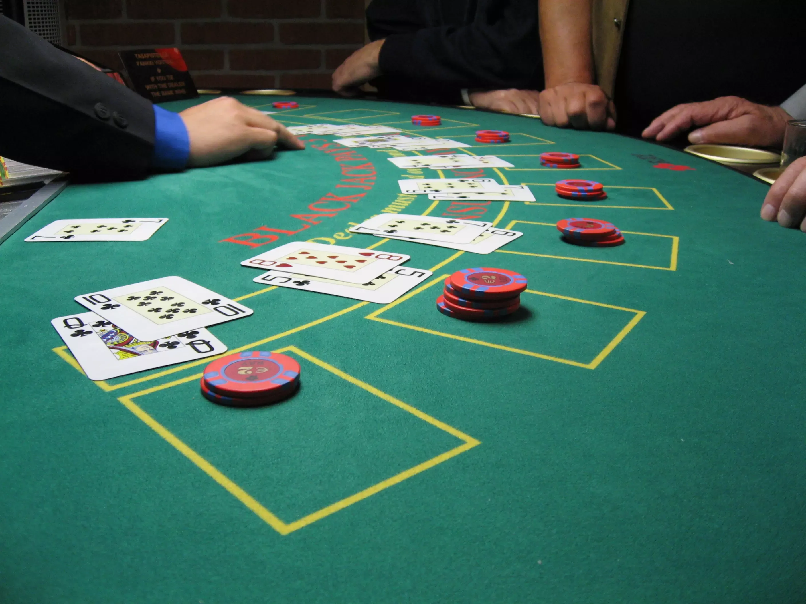 blackjack casino pravidla
